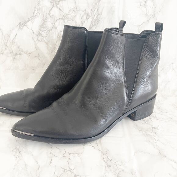 MARC FISHER Leather Yale Chelsea Bootie Black 8 - Picture 2 of 9